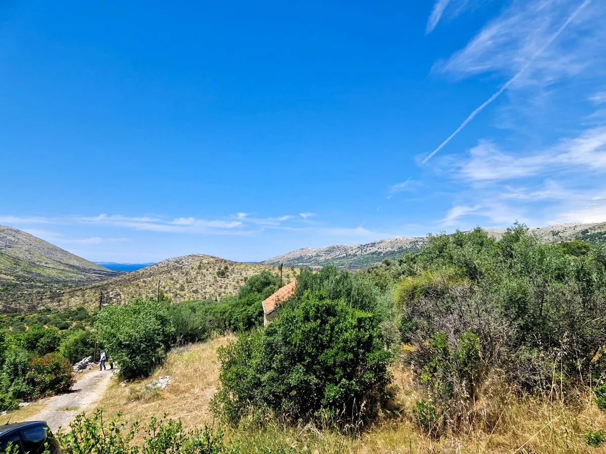 građevinski teren sa starom kućom i pogledom, grebaštica, 1860 m2 - slika 3