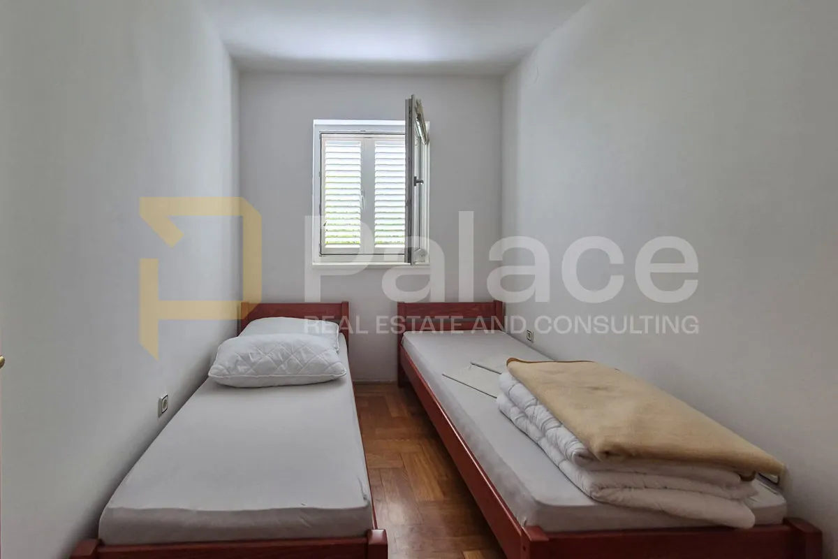 uhodani turistički objekt s 6 apartmana u malinskoj, otok krk - slika 29