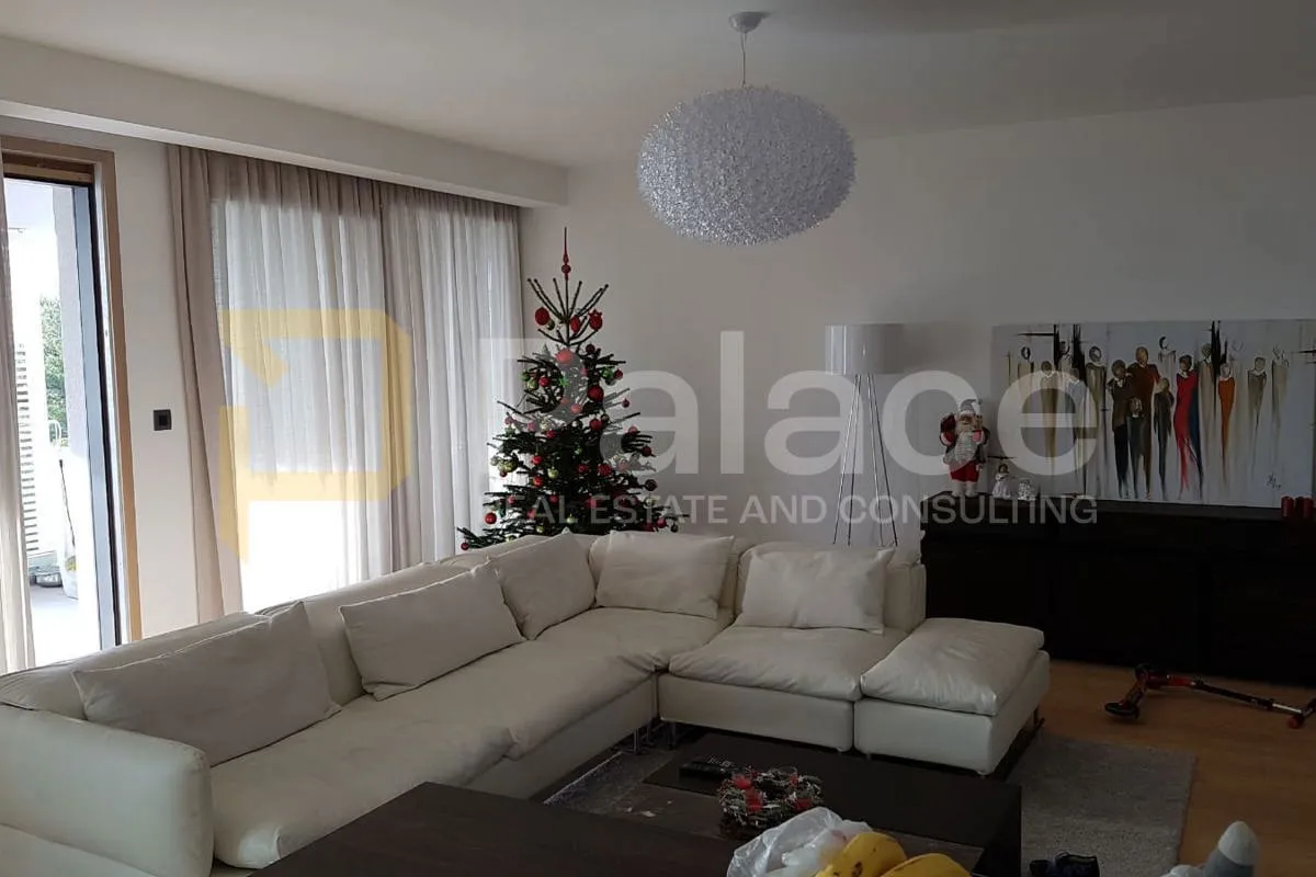 prekrasan dvosoban stan u zgradi bel etage, duilovo, 160m² - slika 13