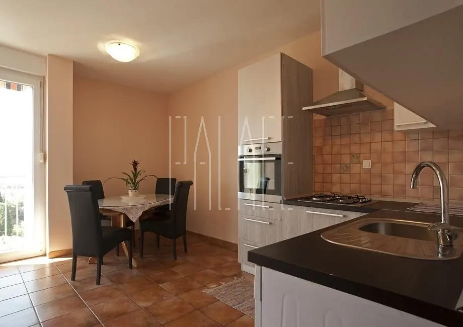 stan s prekrasnim pogledom, spinut, split, 79 m² - slika 4