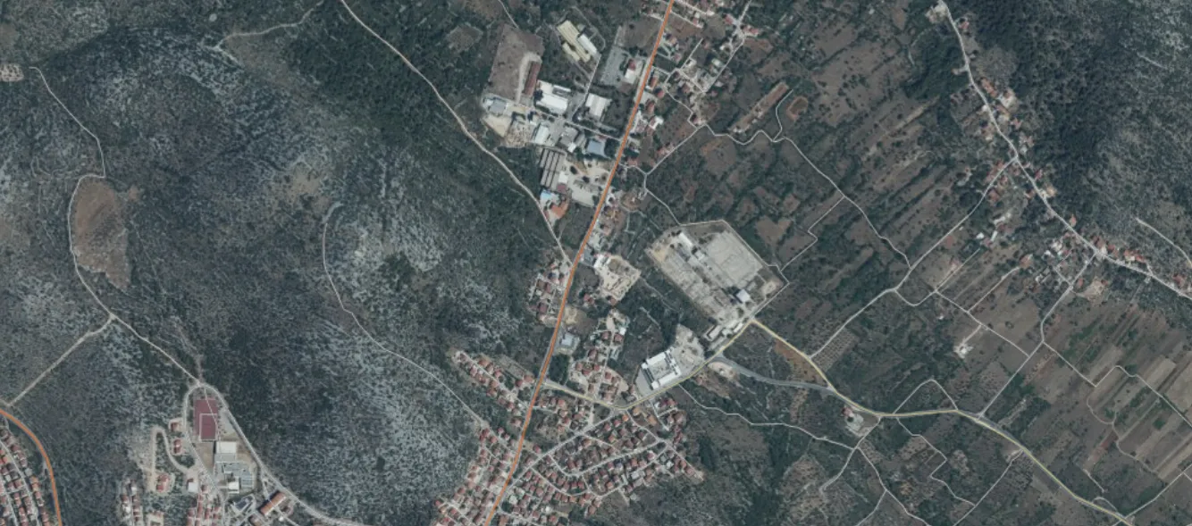 na prodaju parcela u bilicama 17 793 m2 - slika 2