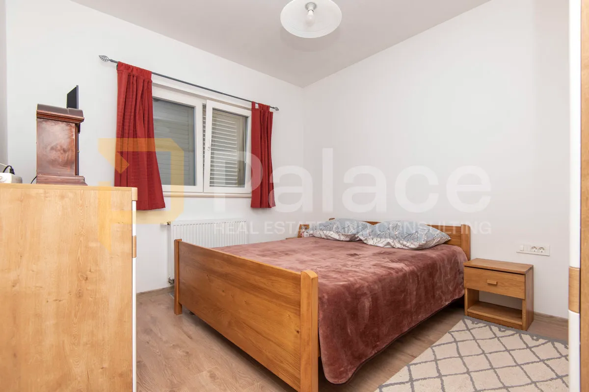 vodice - kuća s pogledom na more - 226m2 - slika 14