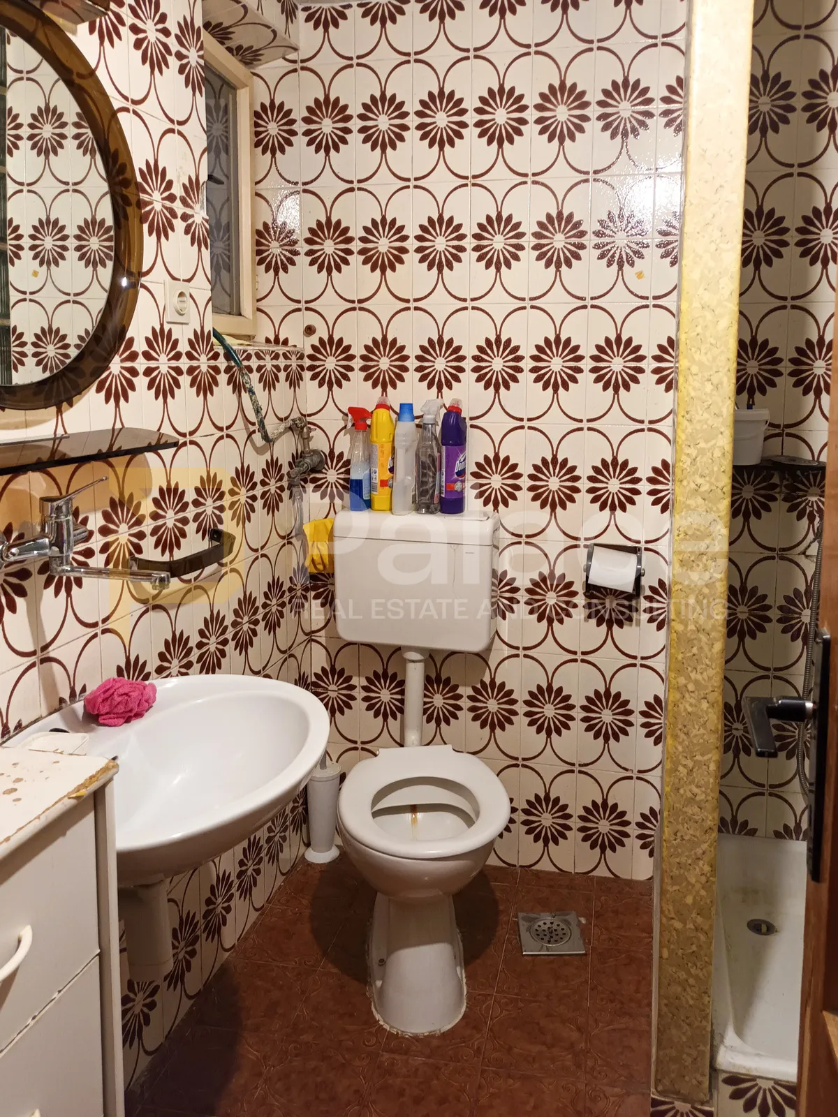 prostrana kuća u staroj jezgri kaštel lukšića, 240 m2 - slika 9