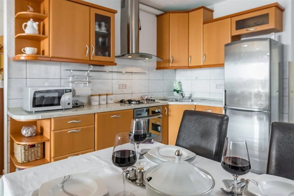 prekrasna kamena kuća na prodaju, 390 m2 - slika 12