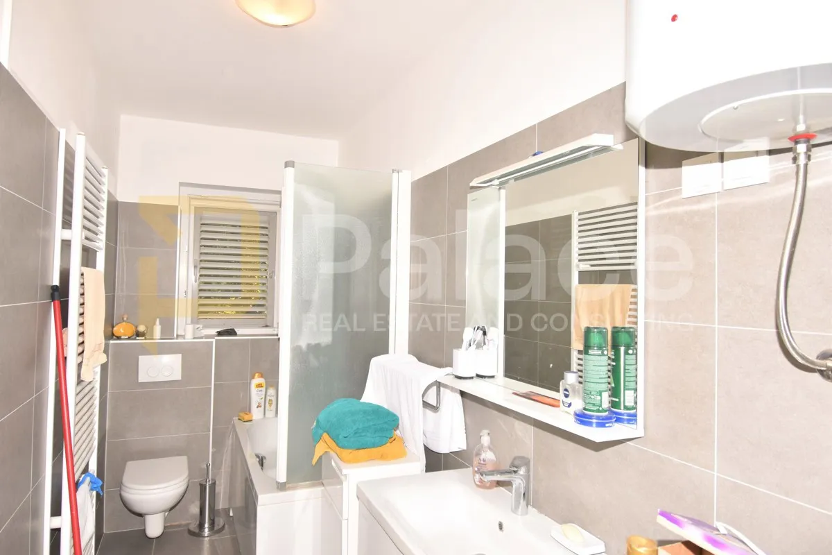 trosoban stan za dugoročan najam radnicima s garažom, šibenik, 70 m2 - slika 9