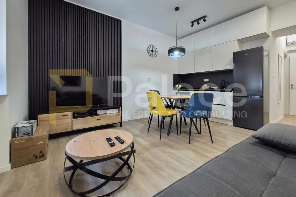 dizajnerski renoviran stan u kranjčevićevoj 35 m² - slika 2