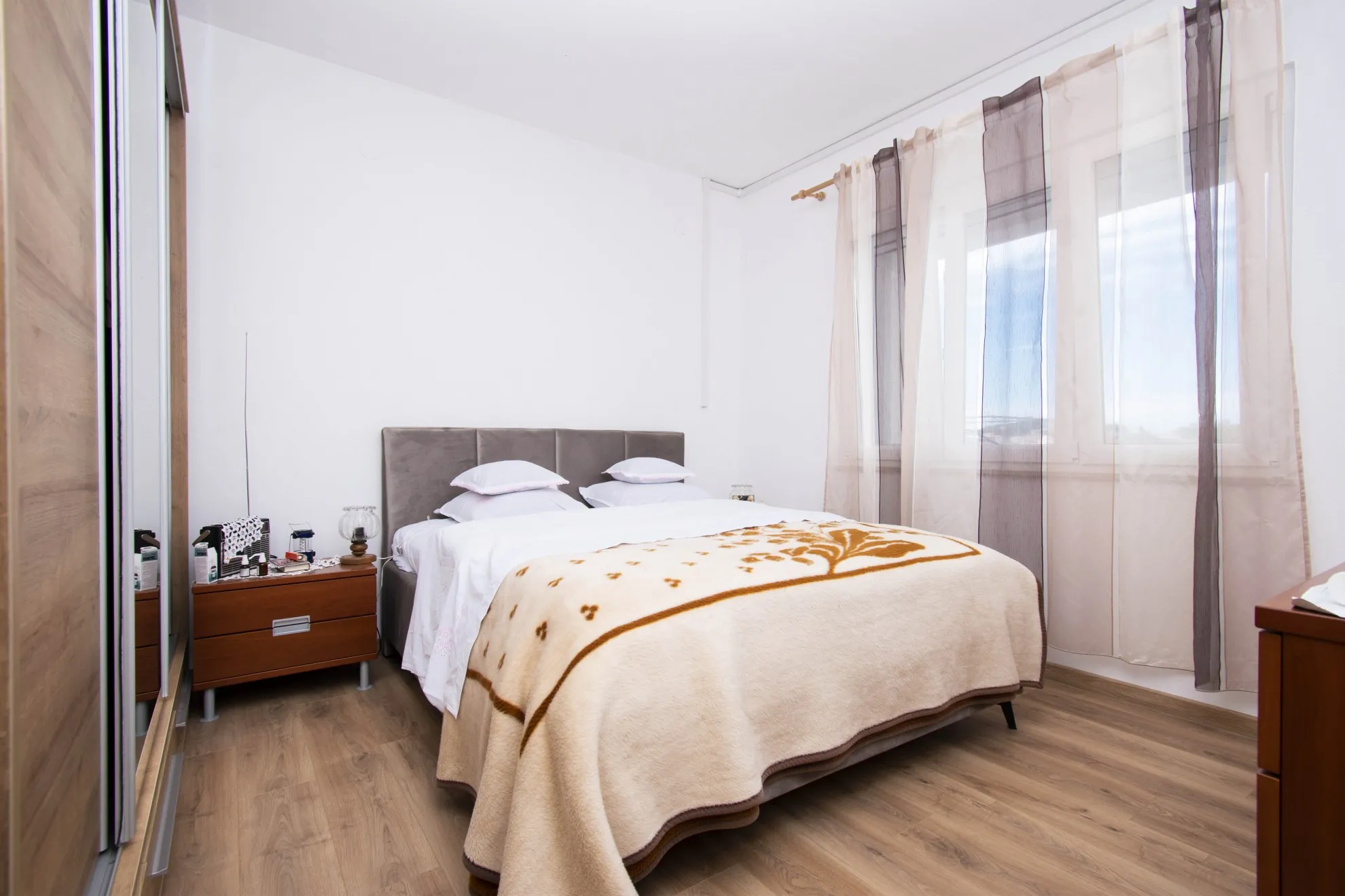 kuća prvi red uz more: rogoznica, 397.00 m2 - slika 6