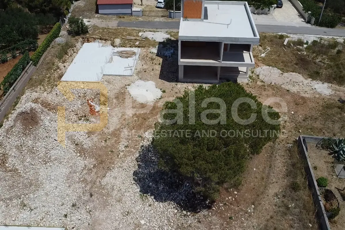 građevinsko zemljište s započetom gradnjom 439 m2 – privlaka 270 m od mora - slika 3