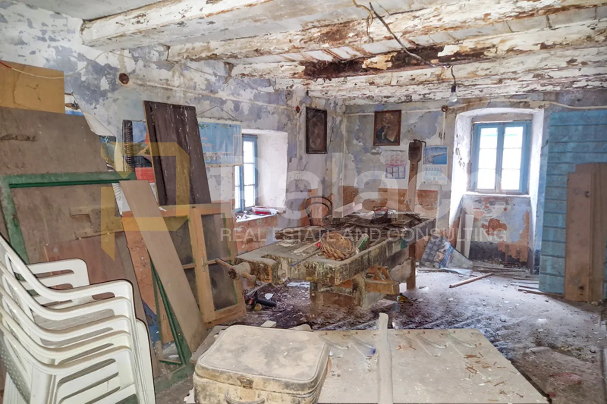 kamena kuća u nizu za renovaciju, murter centar 120 m2 - slika 3