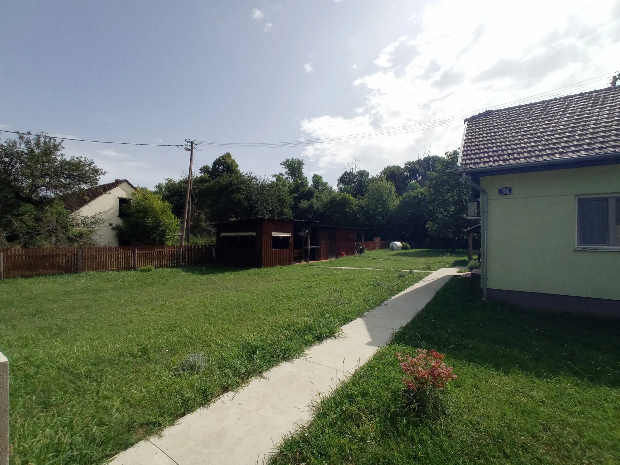 bilje, tikveš, dvije kuće za odmor u šumi pored rijeke, 156 m2 - slika 3