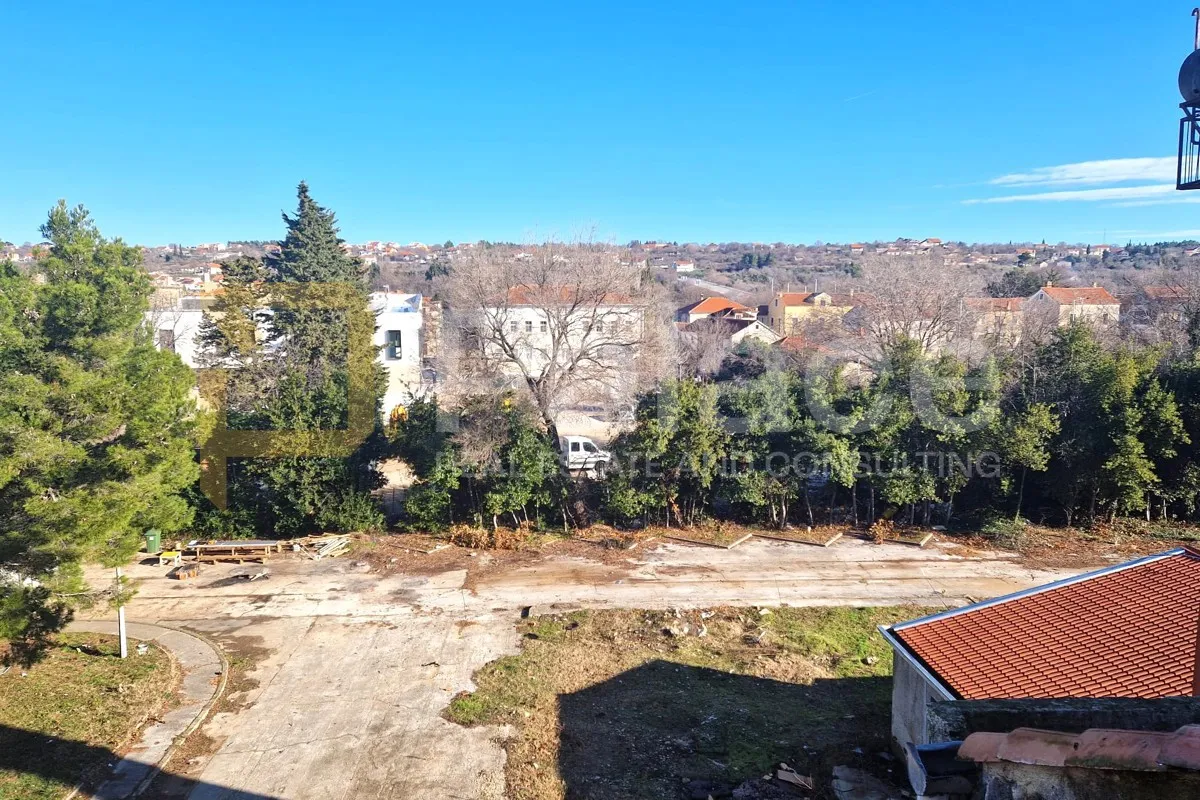 jedinstvena prilika: hotel za renovaciju u centru benkovca - slika 20
