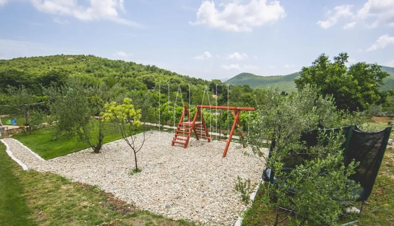 apartmanska kuća na prekrasnom imanju sa bazenom: bogdanovići - slika 7