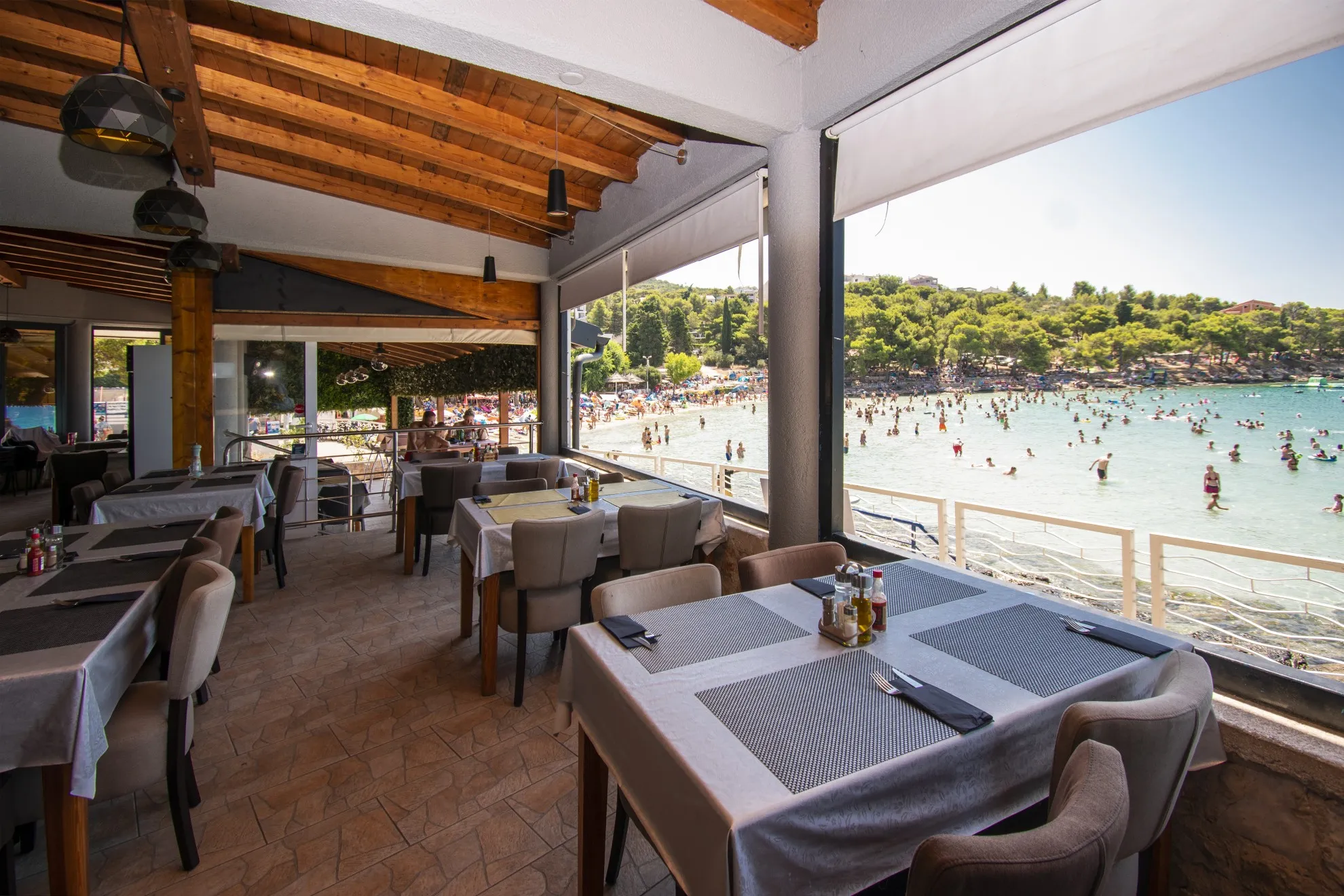 prilika u murteru: restoran na plaži s uhodanim poslovanjem - slika 7