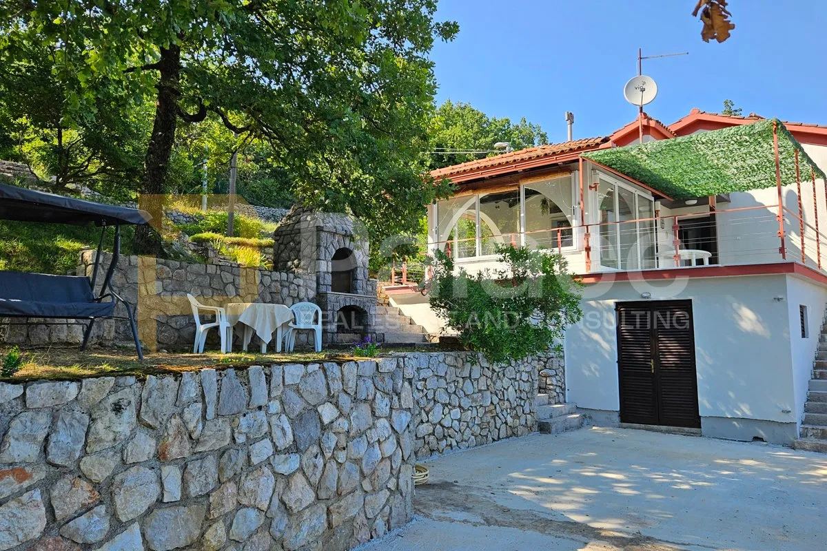 kuća s predivnom okućnicom i pogledom na more, mošćenička draga - slika 24
