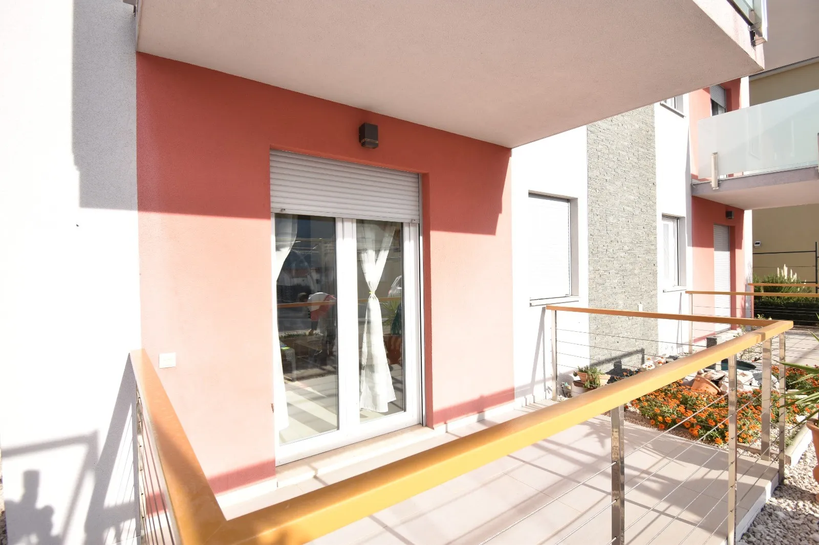 samostojeća kuća s apartmanima blizu plaže, grebaštica 270 m2 - slika 16