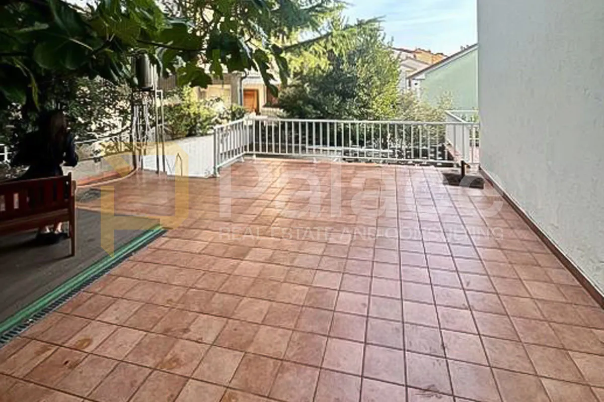 kuća s velikom terasom i vrtom u blizini mora – selce, 100m² - slika 14
