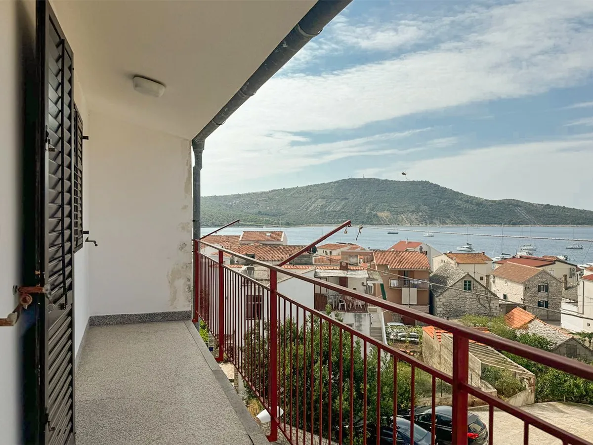 apartmanska kuća na odličnoj lokaciji, primošten, 530 m2 - slika 10