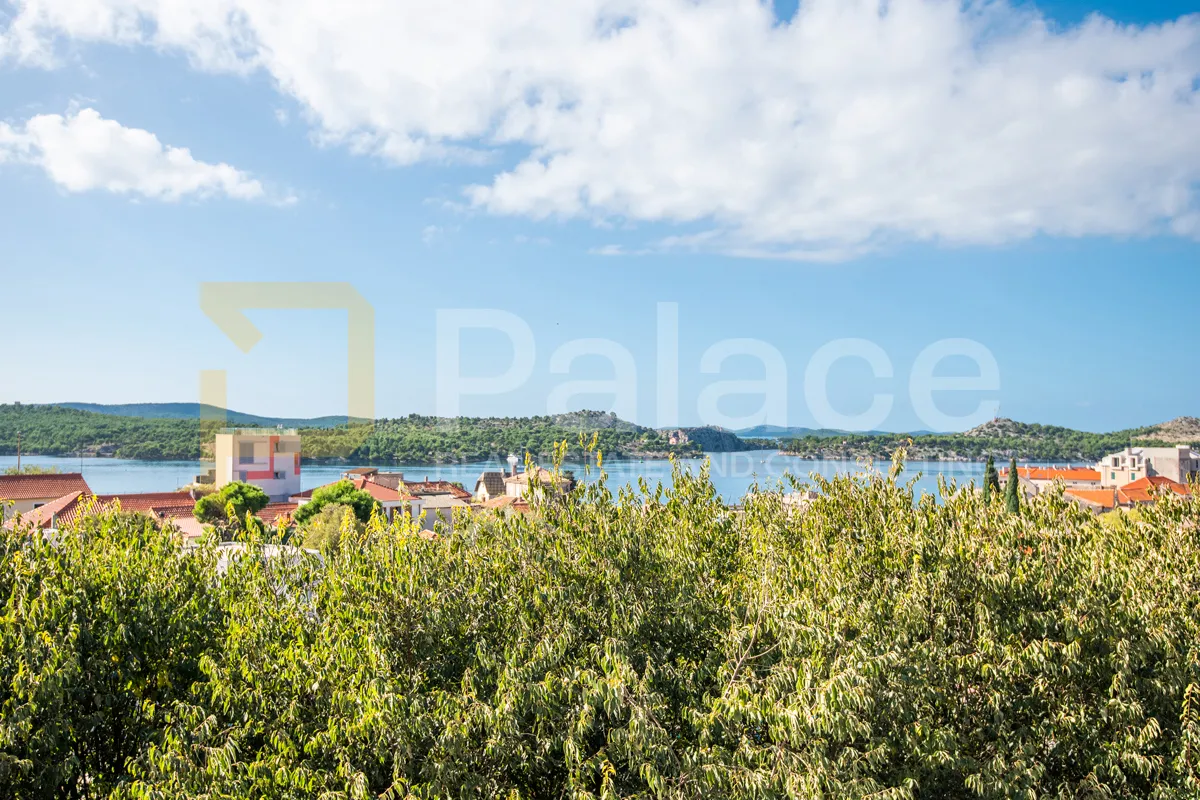 prodaje se stan 64 m2 u centru grada s predivnim pogledom - slika 16