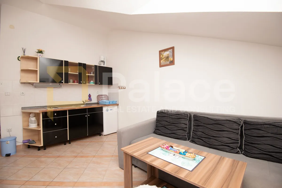 apartmanska kuća s pogledom na more, rogoznica - slika 16