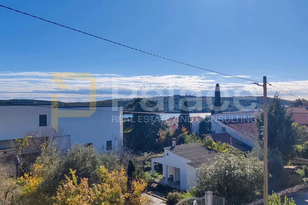 Moderna vila 250 m od mora u Banjolama s pogledom na more - Banjole, Medulin