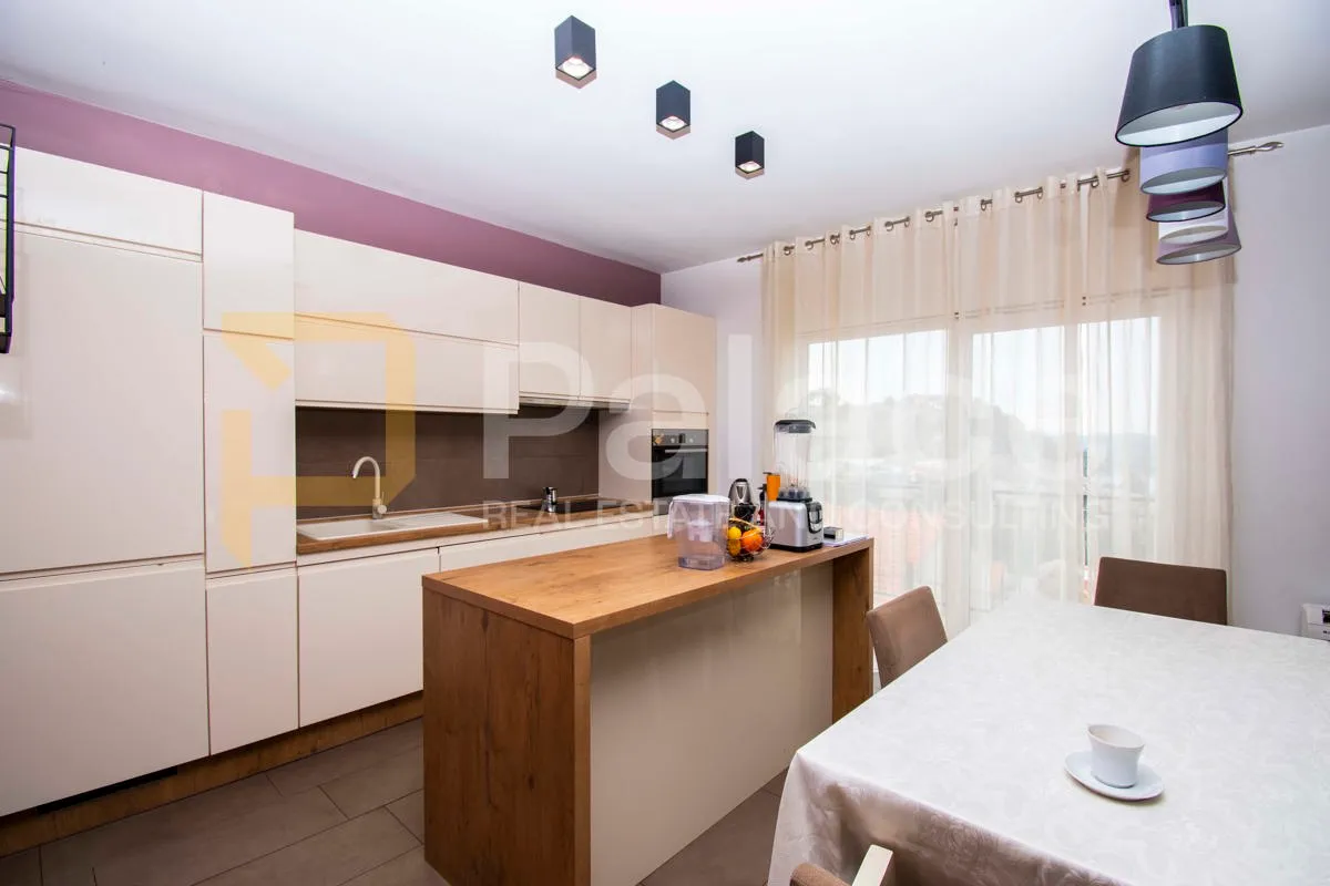kuća: šibenik, 160.00 m2 - slika 3