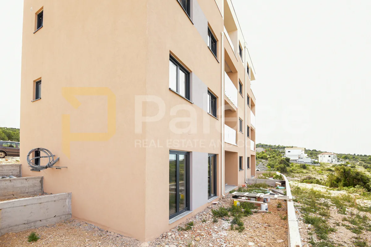 dvosoban stan s pogledom na more na drugom katu, a5, primošten dolac, 83 m2 - slika 3