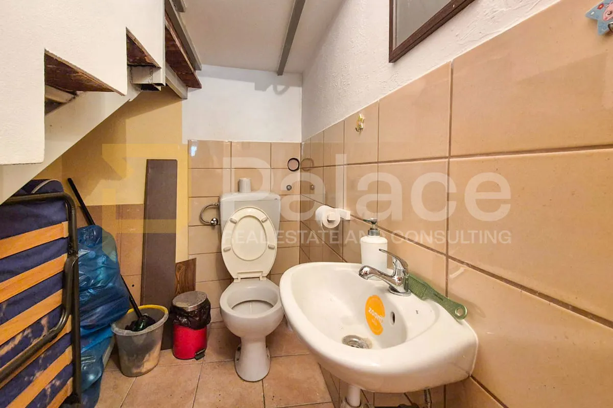dvoetažni stan u staroj gradskoj jezgri, šibenik, 60 m2 - slika 6