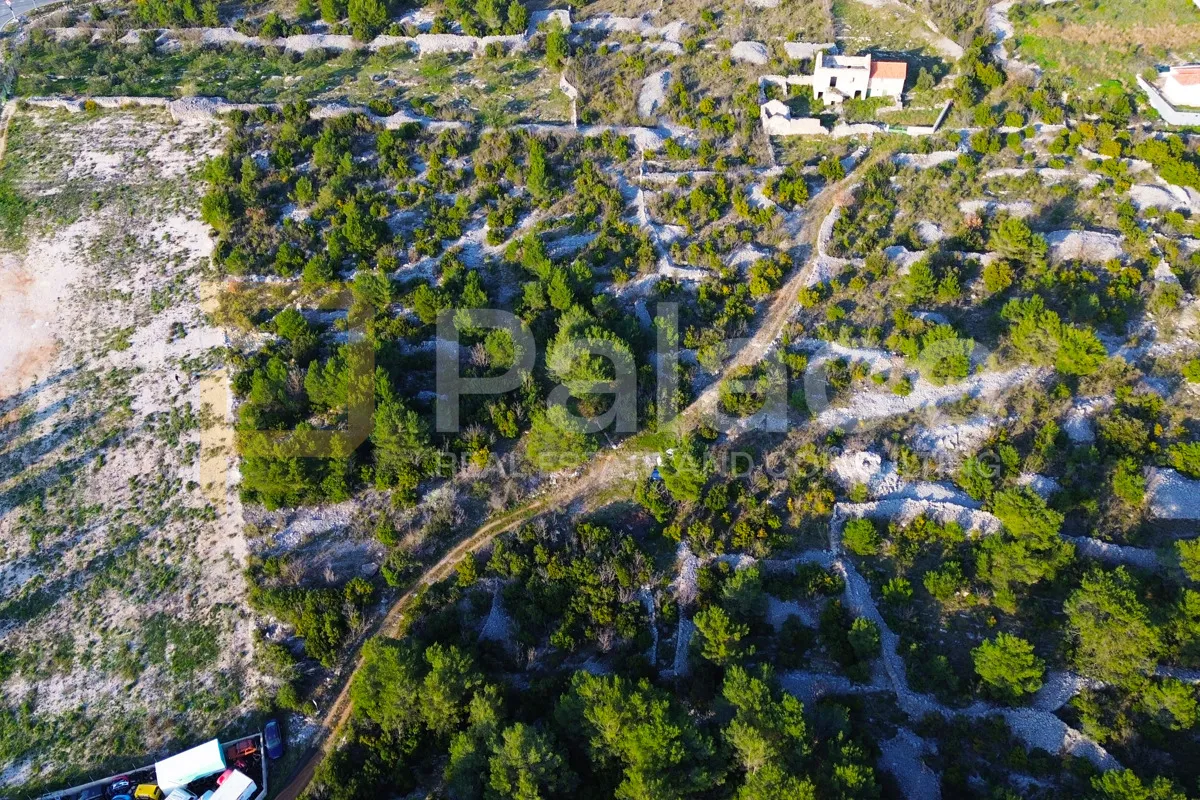 Građevinski teren poslovno-proizvodne namjene - 6618m2 Vodice
