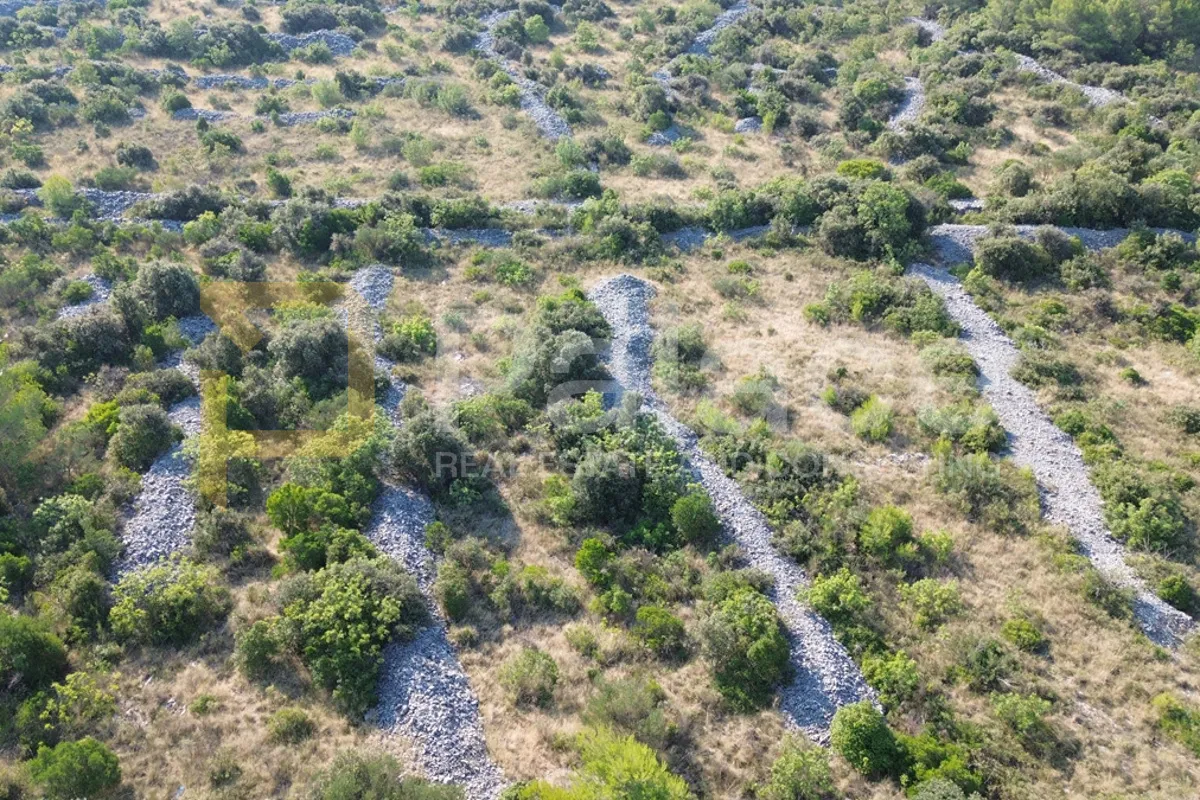 građevinsko zemljište površine 5428 m2 na brodarici - slika 5