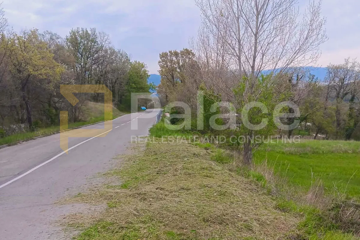 građevinsko zemljište u bribiru - 700m², mir i privatnost - slika 2