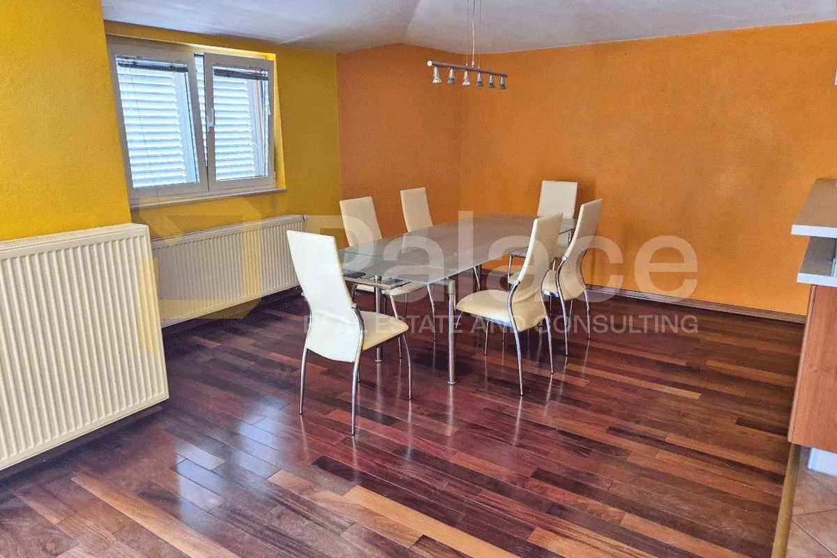 prostran trosoban stan u segetu donjem, 120 m2 - slika 2