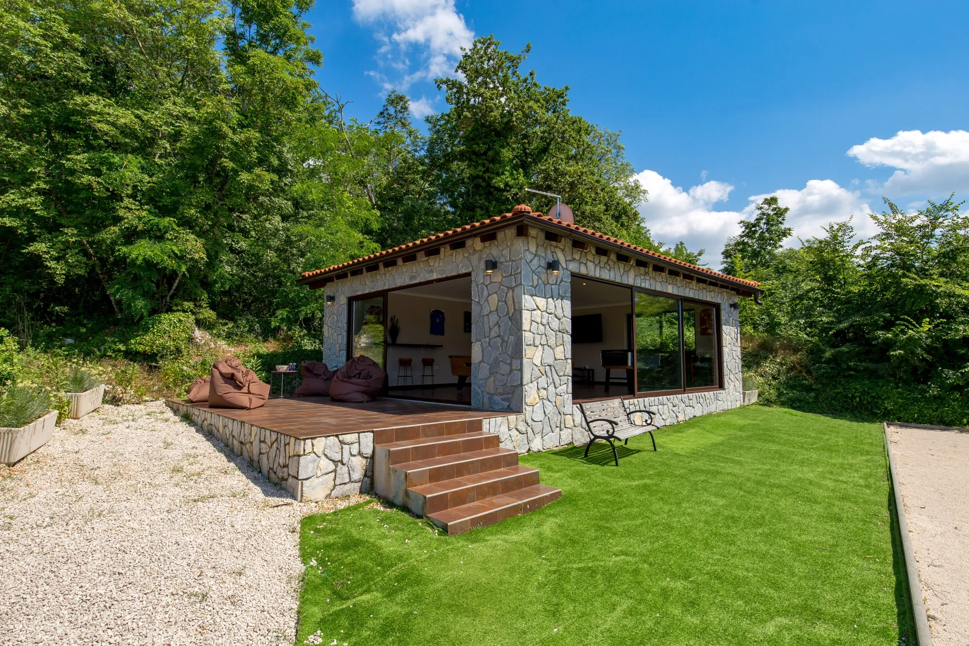 predivna kamena vila s bazenom u srcu istre, 300m2 + 700m2 okućnice - slika 10