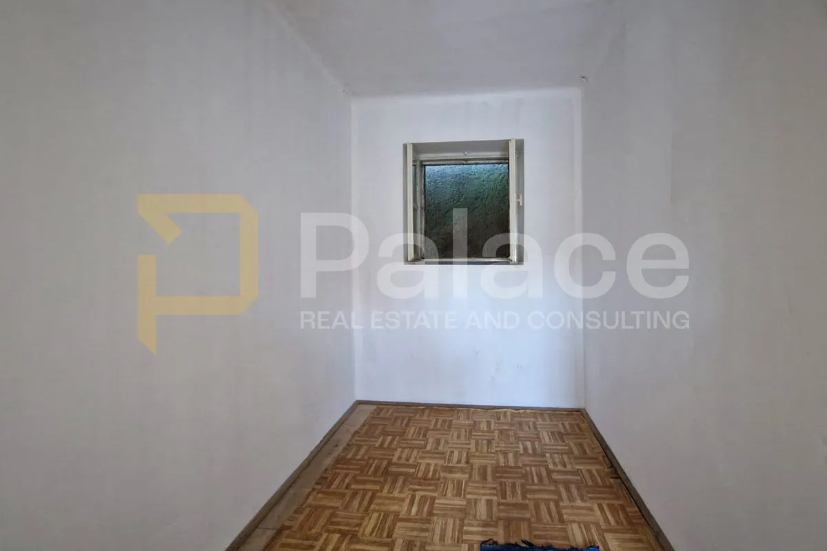 obiteljska kuća u studeni sa zemljištima u okolici površine 45 000m2 - slika 24