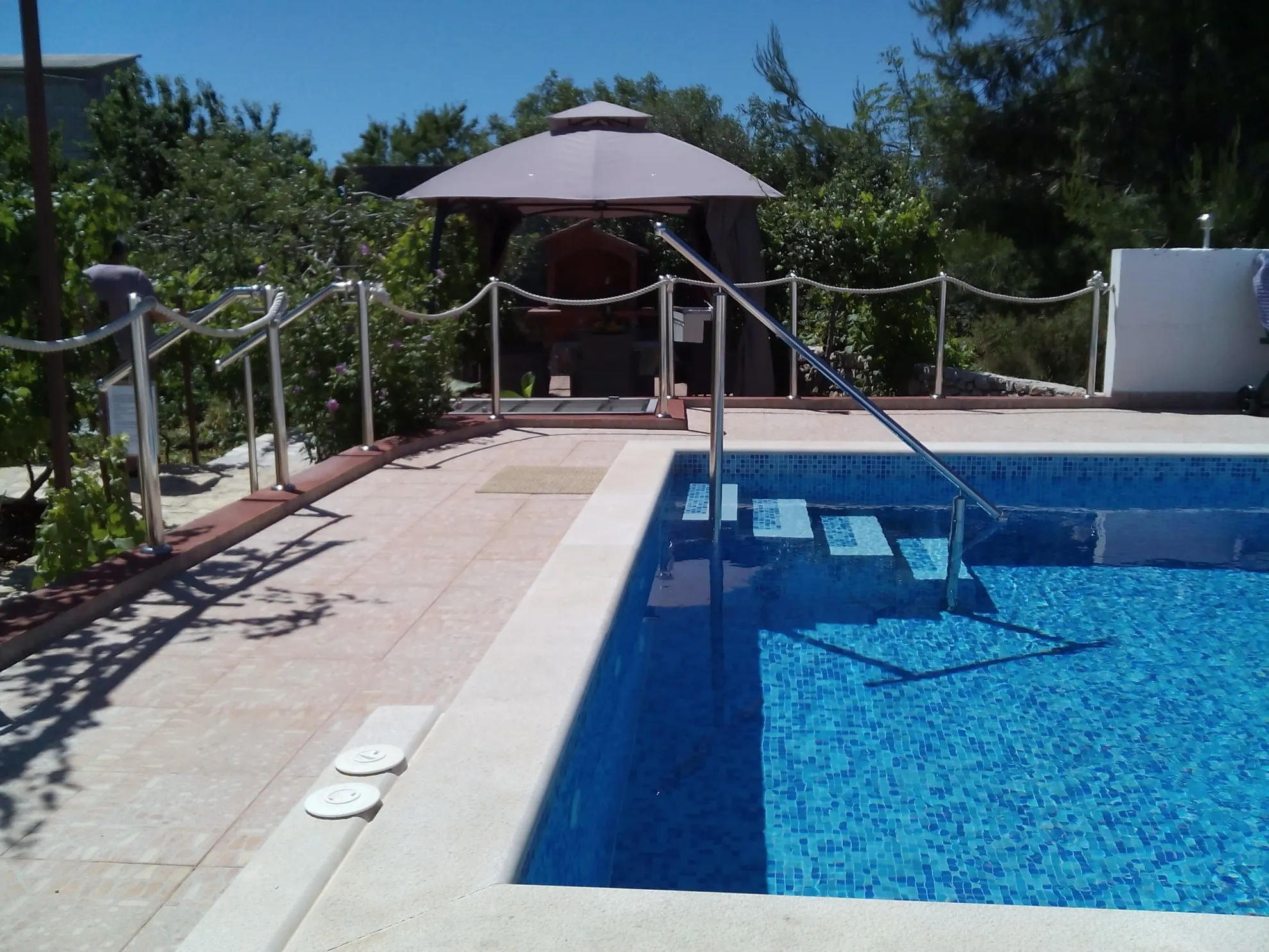 apartmanska kuća s bazenom, primošten, 295 m2 - slika 13