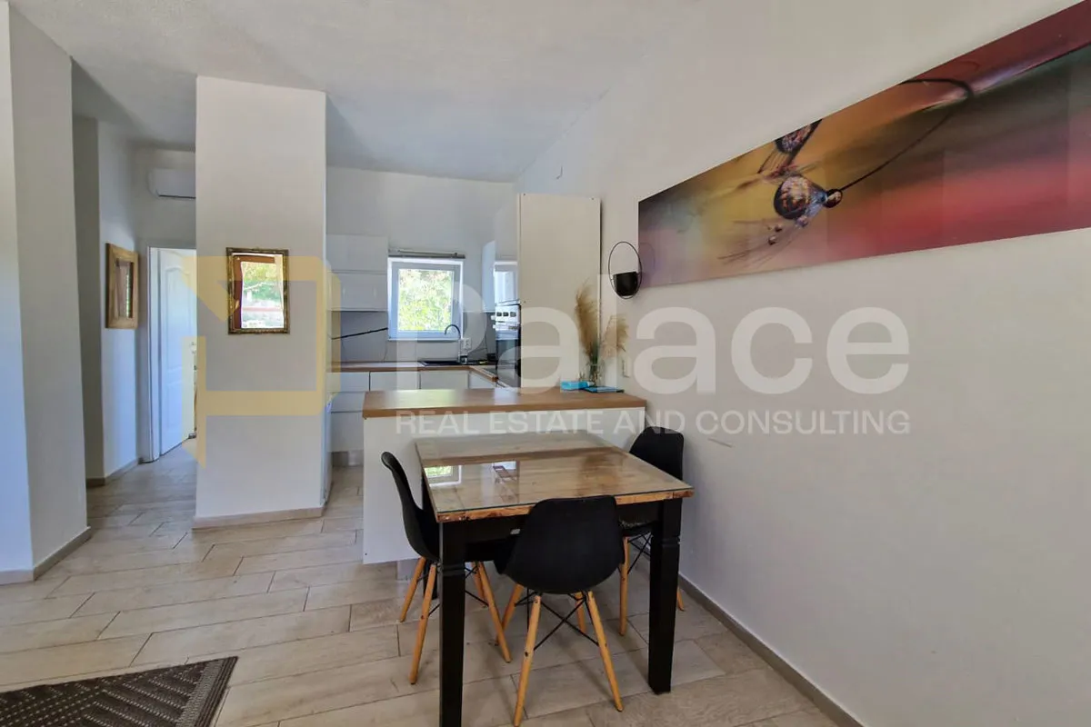 dva stana s bazenom, vrtom i parkirnim mjestima, ika - 89,10 m² - slika 24