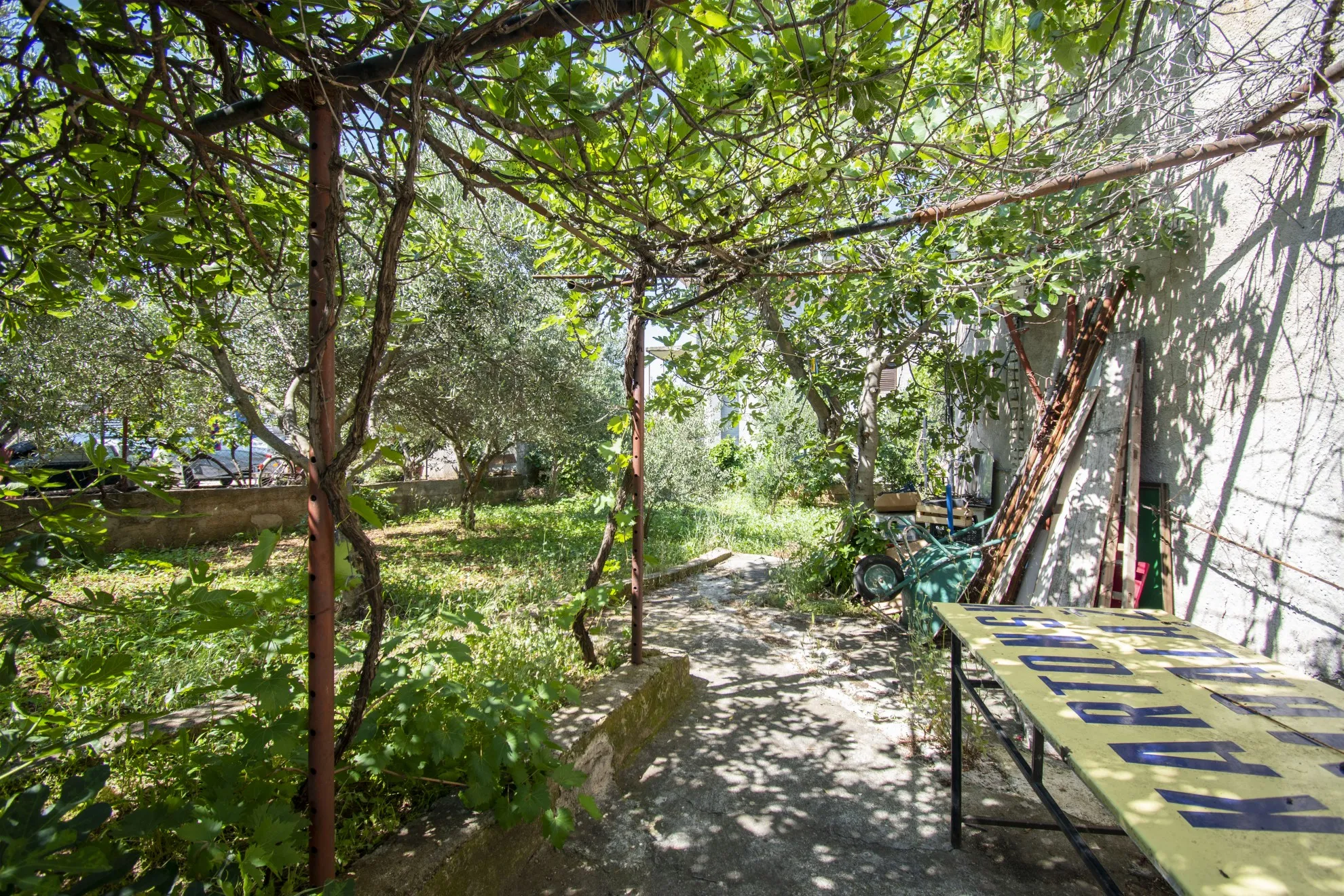 predivna kuća nedaleko od mora, 284 m2 i dvorište 650 m2 - slika 6