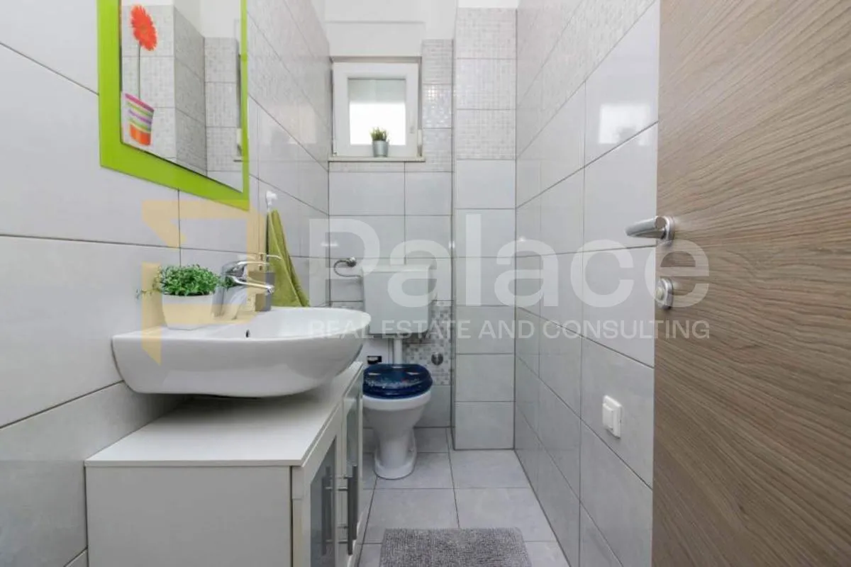 potpuno namješten trosoban stan 82m2 - slika 10