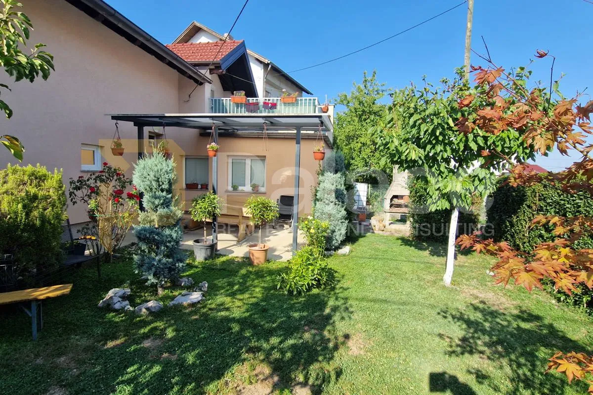 zagreb - bukovac: fantastična kuća sa garažom i velikom okućnicom - slika 27