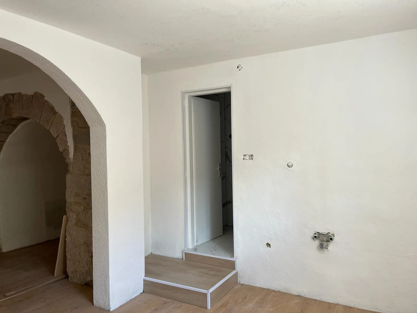 šarmantni apartman 68m2, oaza mira u bajkovitom bribiru - slika 6