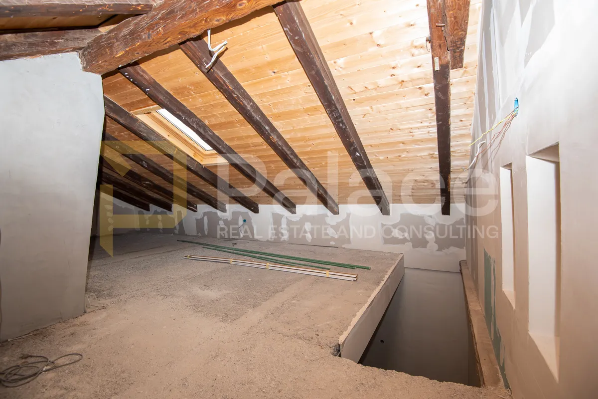 renovirani dvoetažni stan s4 u manjoj zgradi: šibenik-centar, 70 m2 - slika 17