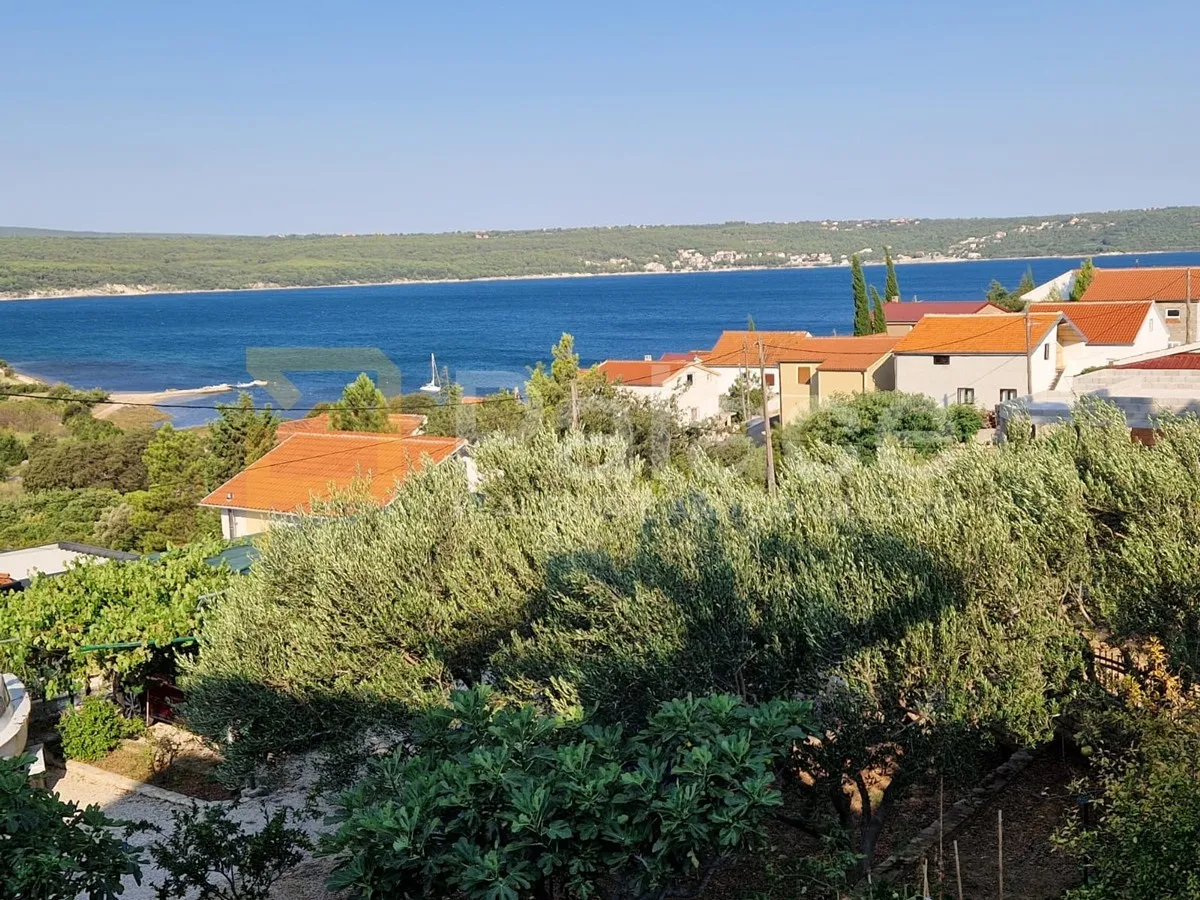 kuća sa 5 apartmana i prekrasnim vrtom - slika 6