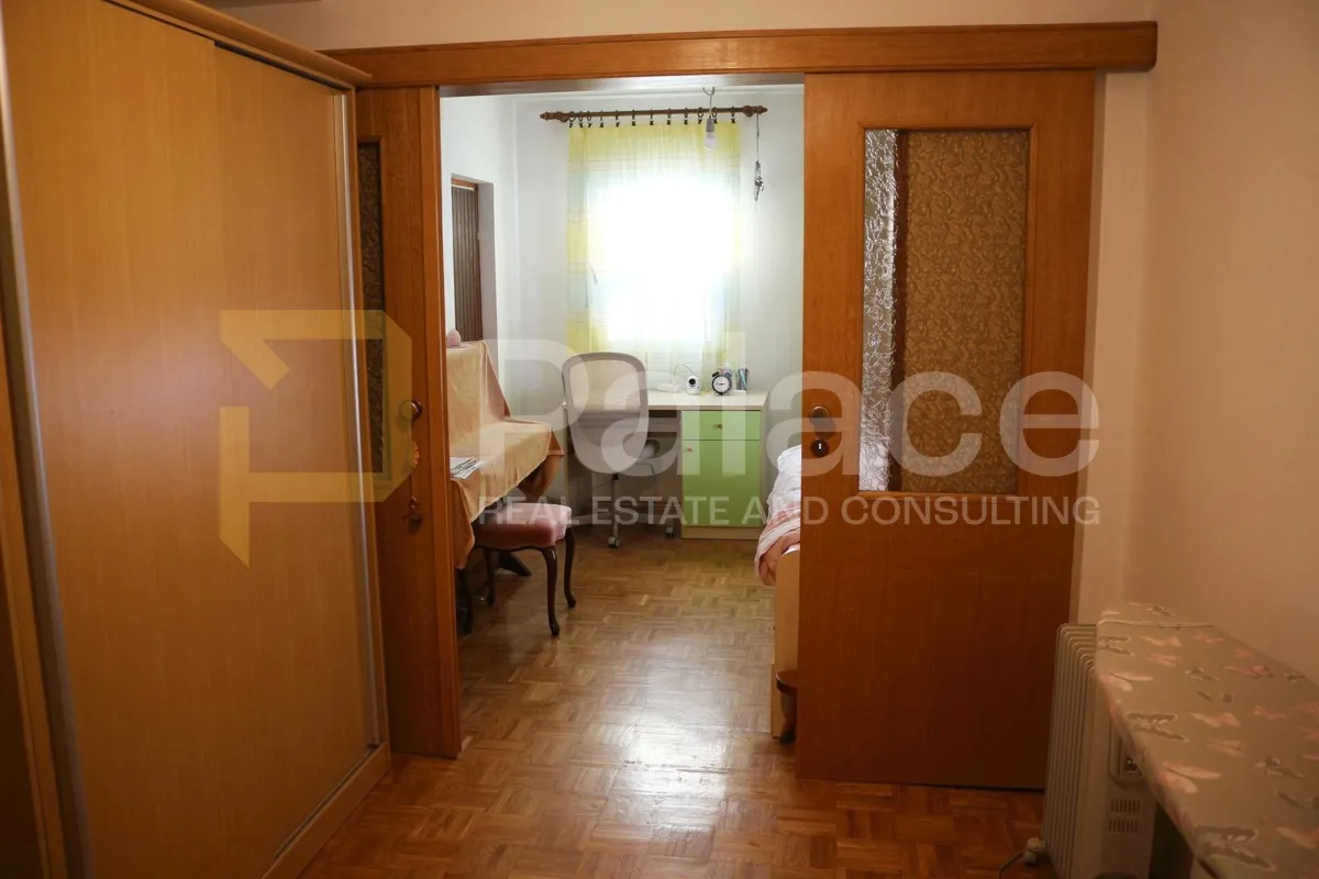 trosoban stan s pogledom na more, 95m2 + 31m2 terasa, dugi rat - slika 7