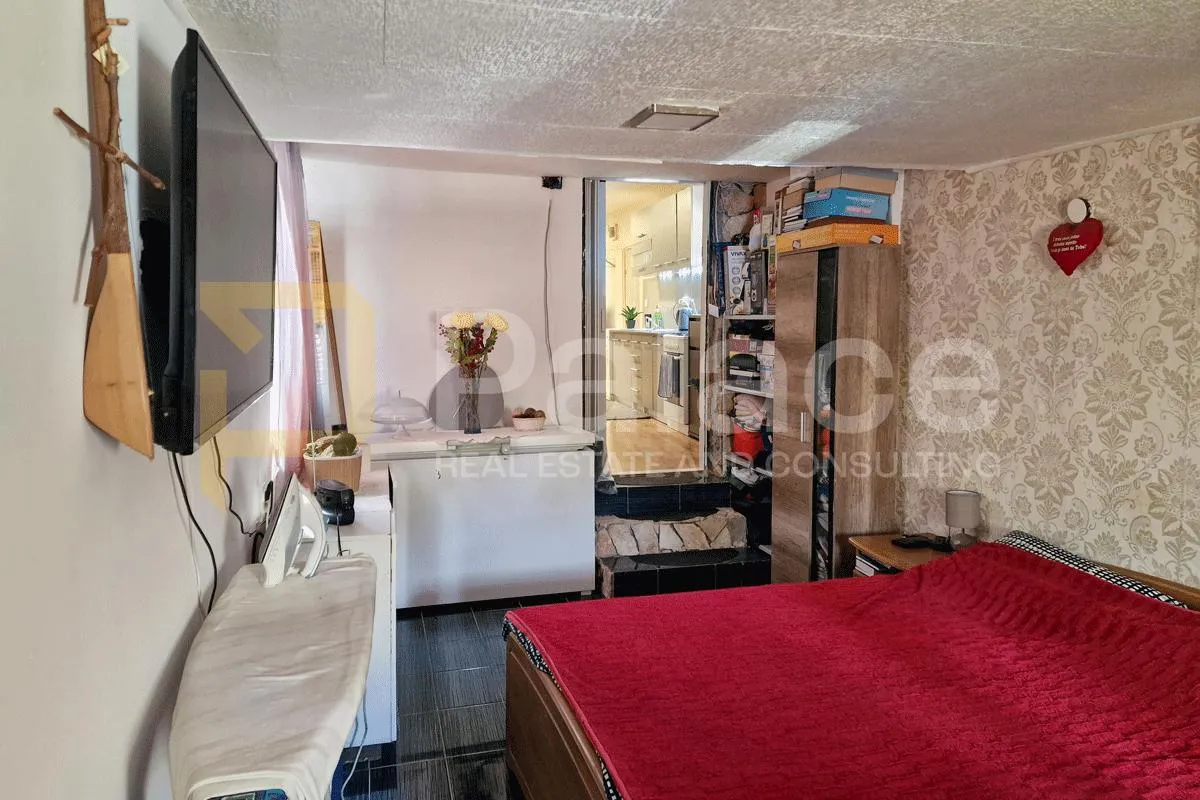 obnovljena kuća s okućnicom, trokut – novi zagreb, 78 m² - slika 10