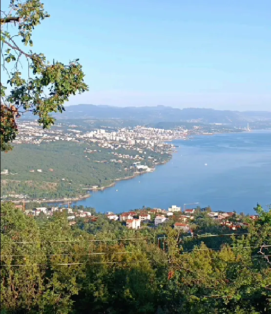 građevinsko zemljište bregi 5222m2, panoramski pogled na kvarner - slika 3