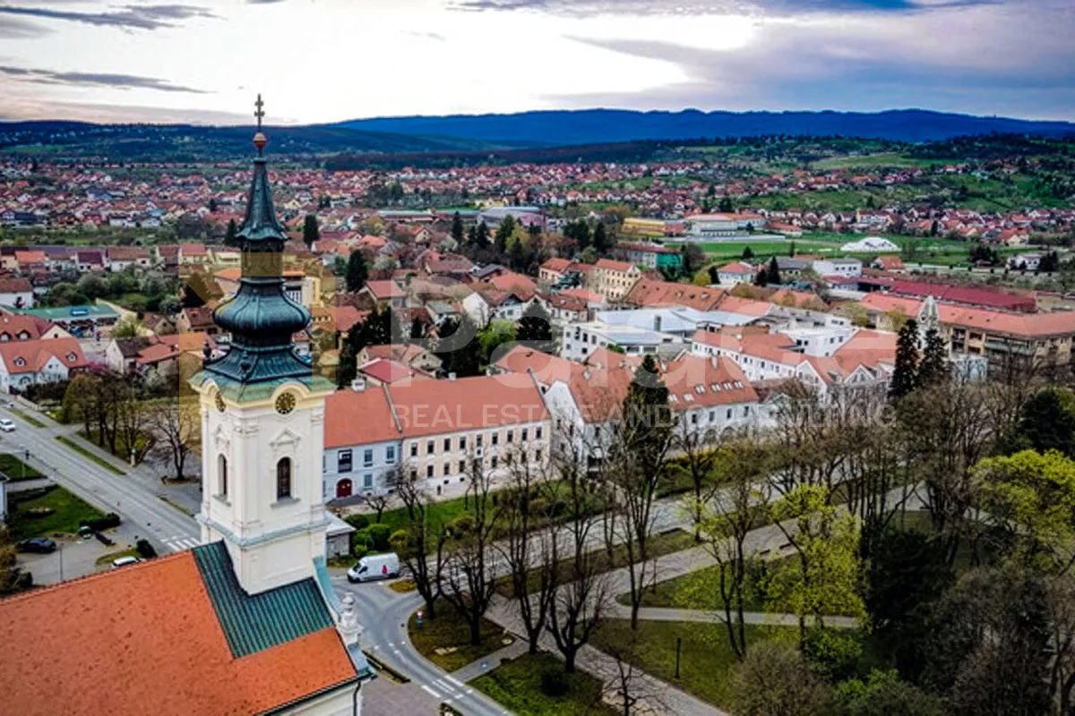 Stambeno-poslovna zgrada — Nova Gradiška