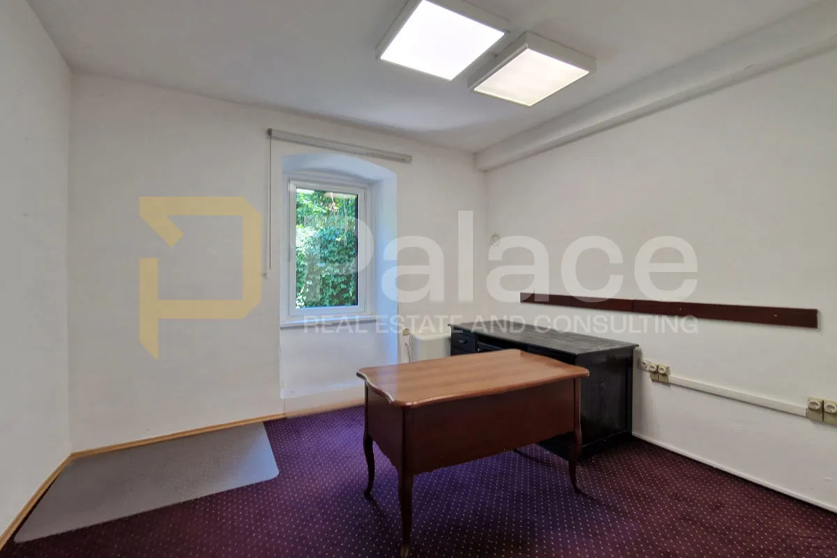 prvi kat poslovne zgrade za zakup – strogi centar rijeke, 98m² - slika 4