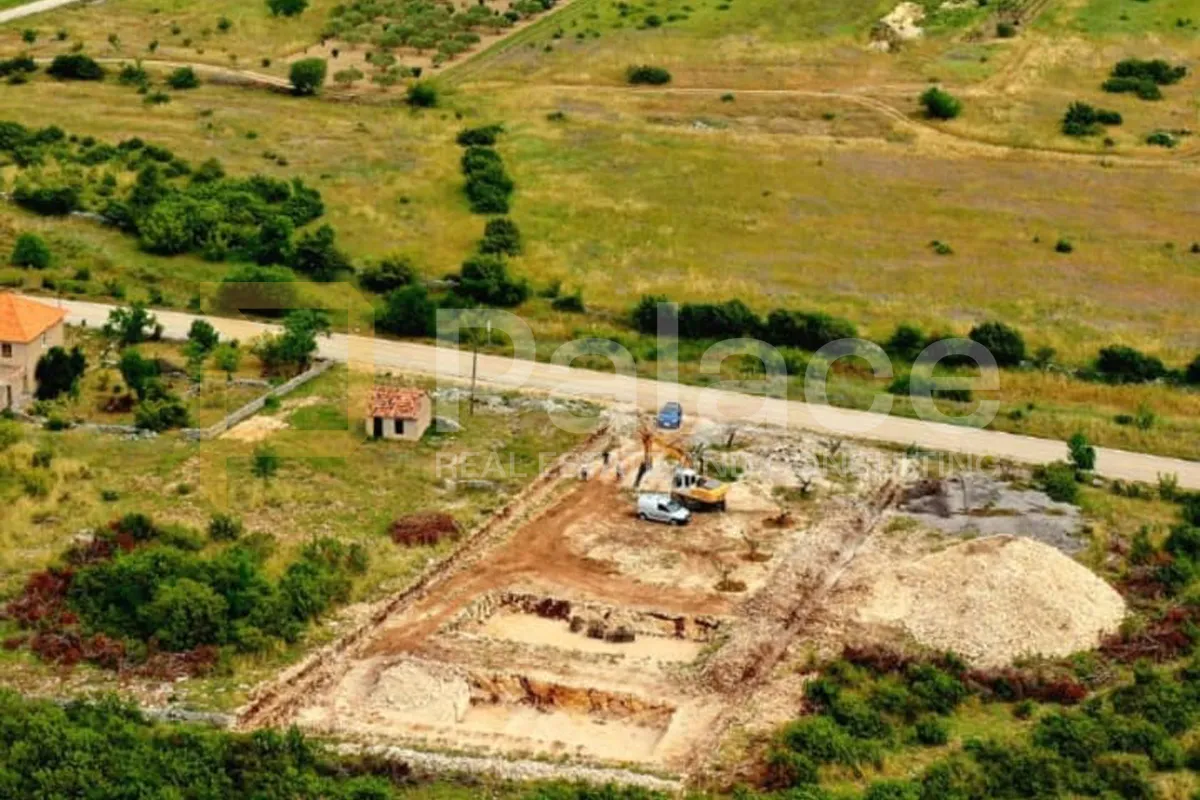 građevinsko zemljište s projektom za obiteljsku kuću, danilo - slika 15