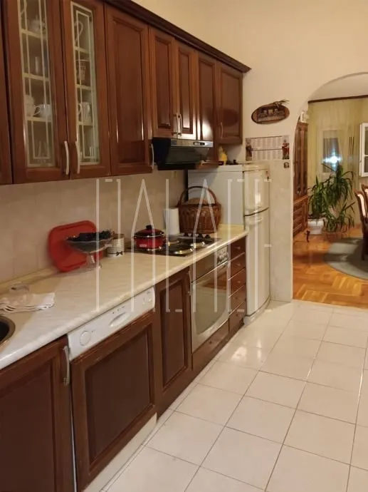 komforan četverosoban stan: split, 148.00 m² - slika 4