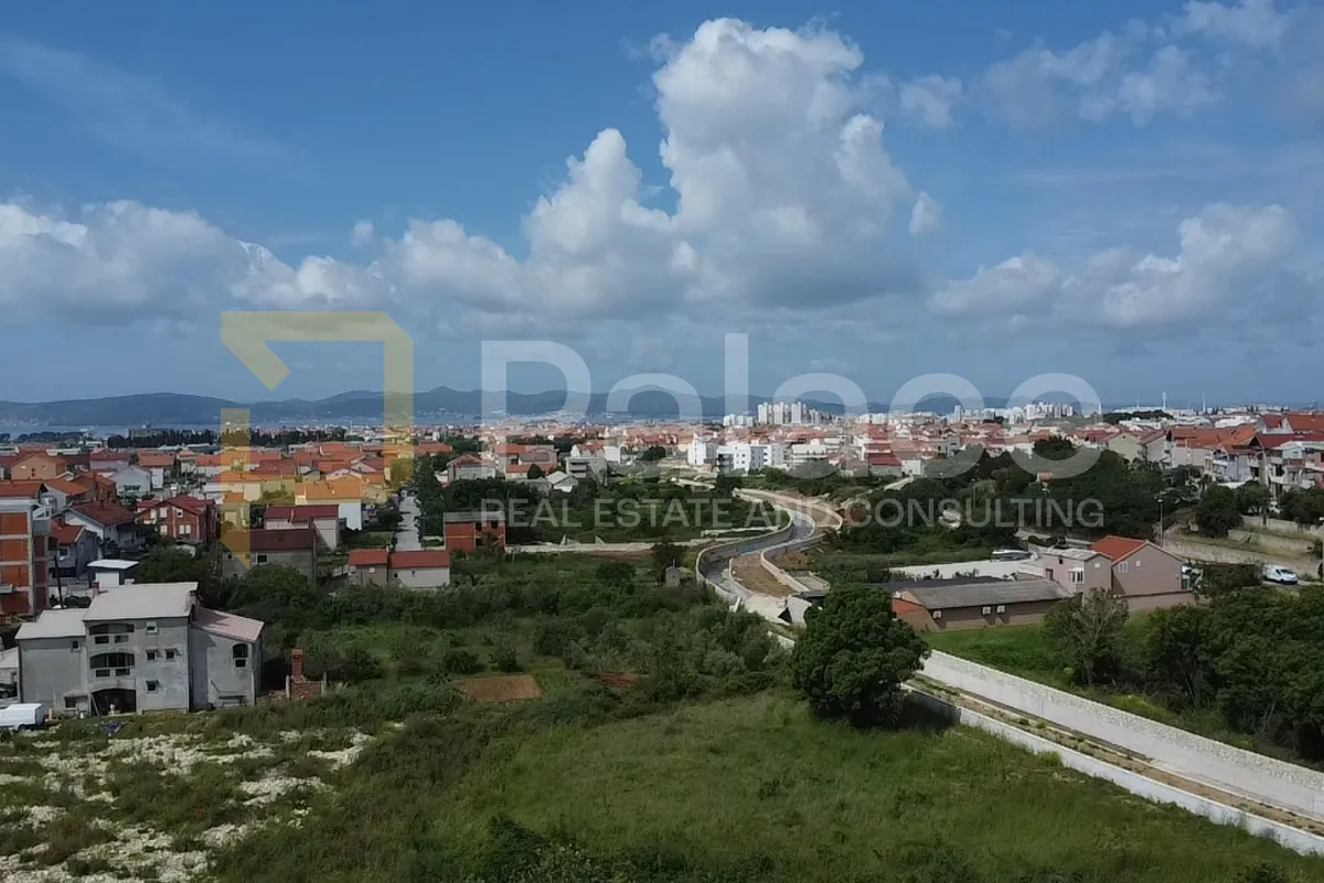 Sinjoretovo: Građevinsko zemljište sa idejnim rješenjem 1351 m2 - Zadar