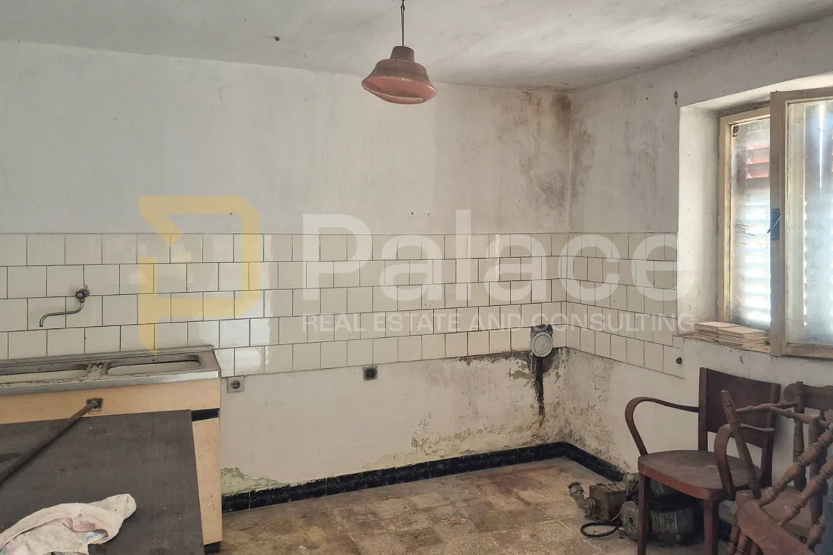 povoljno: dvije kamene kuće s velikim dvorištem, bilice 90 m2 - slika 9
